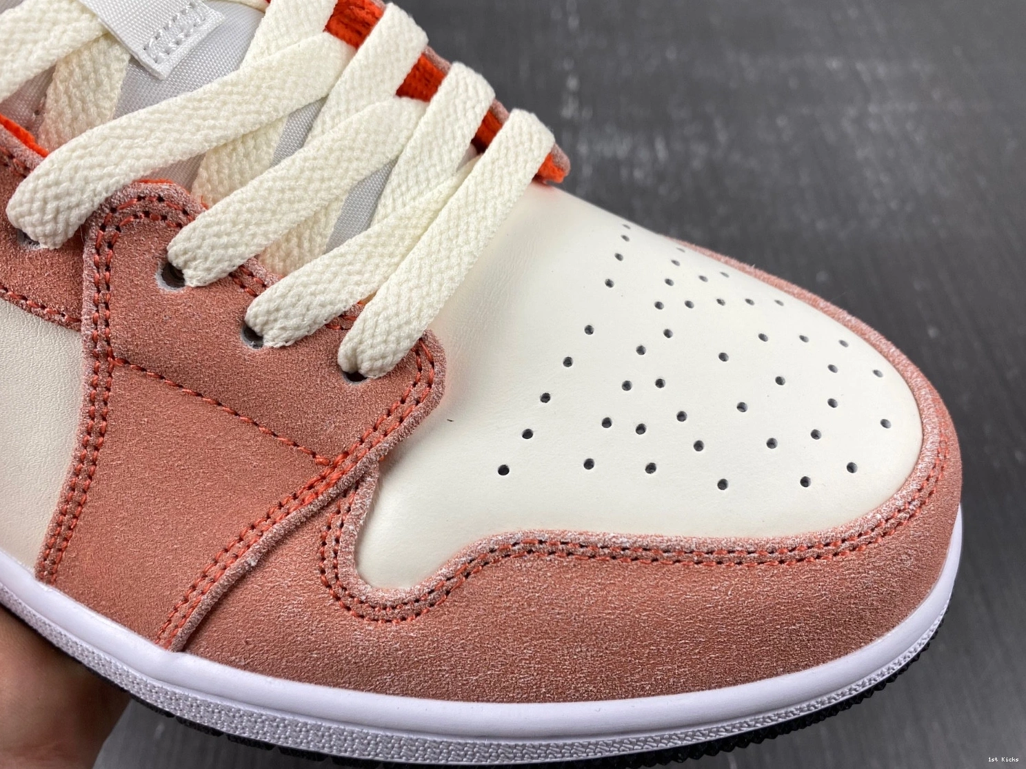 Mid Jordan DV1336-800 Orange (GS) SE 1 - Suede 0209